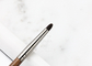 Brosse de mélange Handcrafted de haute qualité de crayon de détail Lashline Smudger de brosse de Vonira d'oeil minuscule de précision