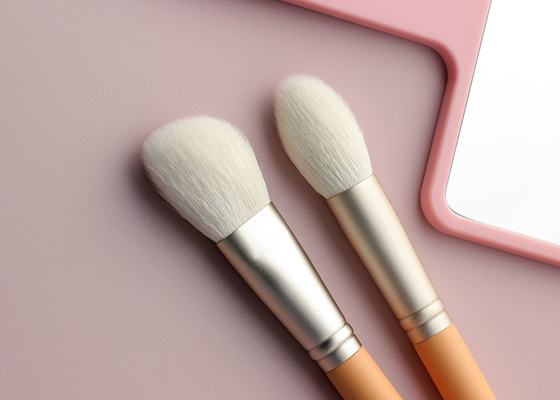 Vonira beauté personnalisée nu couleur rose de base 10 pièces pinceaux de maquillage collection ensemble de broches de maquillage professionnel