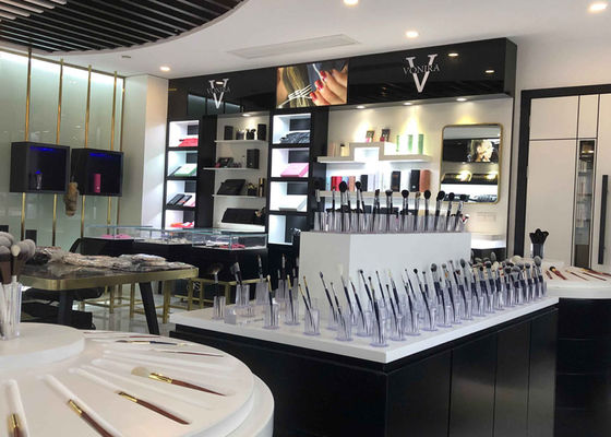 Maquillage fini professionnel de Vonira le double rougissent découpe balayent la double barre de mise en valeur dégrossie Bronzer balayent avec les poignées noires