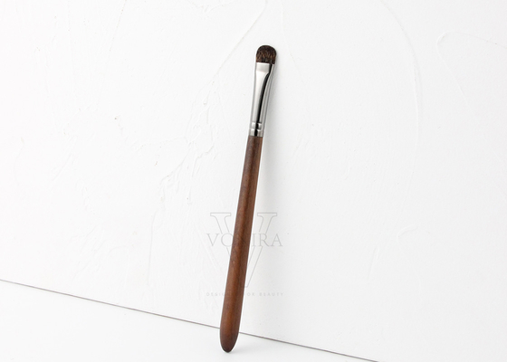 Brosse Handcrafted de haute qualité de fard à paupières de cheveux d'écureuil de Vonira avec l'olive en laiton