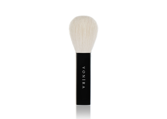 La poudre naturelle molle de cheveux de chèvre rougissent place cosmétique de brosse de maquillage de Kabuki formée