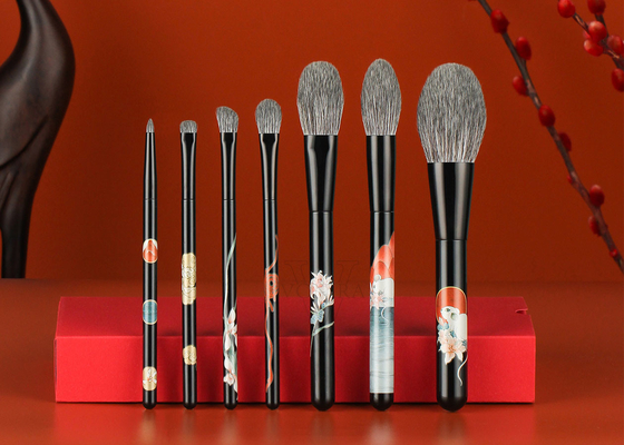 Brosse à maquillage professionnel avec poils synthétiques Taklon PBT de haute qualité et ferrule de cuivre noir mat solide SA8000 et certifié ISO9000