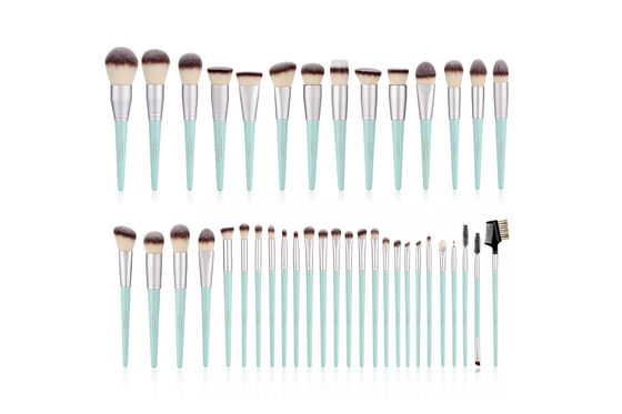 Brosses synthétiques de maquillage de Vegan de Vonira de 40 morceaux